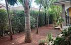 5 Bed Townhouse with En Suite in Karen - 4