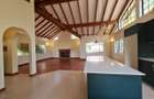 4 Bed House with En Suite at Lavington - 10