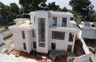 5 Bed Villa with En Suite at Kyuna Road - 1