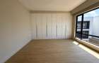 5 Bed House with En Suite in Kyuna - 10
