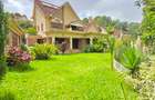 4 Bed Townhouse with En Suite at Rossylin Lone Tree - 1