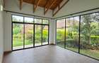 1 Bed House with En Suite in Spring Valley - 14