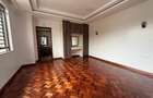 5 Bed House with En Suite at Mushroom Gardens - 8