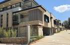 5 Bed Townhouse with En Suite at Grovelia Grove - 3
