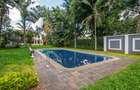 5 Bed House at Ridgeways - 18