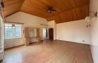 5 Bed House with En Suite in Runda - 10