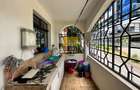 4 Bed Apartment in Riverside - 13
