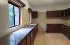 3 Bed Apartment with En Suite in Riverside - 12