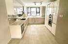 3 Bed Apartment with En Suite in Riverside - 9