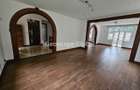 5 Bed House with En Suite in Rosslyn - 16