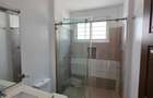 5 Bed Townhouse with En Suite at Off Convent Drive - 8