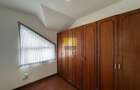 4 Bed Townhouse in Parklands - 16