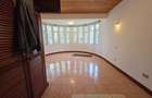 5 Bed Townhouse with Staff Quarters in Rosslyn - 18