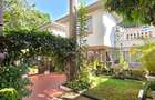 4 Bed Townhouse with En Suite at Valley Arcade - 6