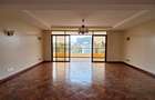 3 Bed Apartment with En Suite in Riverside - 3