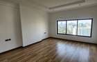 3 Bed Apartment with En Suite at Mandela Road - 16