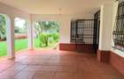 4 Bed Villa with En Suite in Hill View - 3