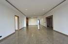 4 Bed Apartment with En Suite in Spring Valley - 2