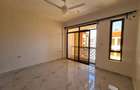 3 Bed Apartment with En Suite at Links Road - 8