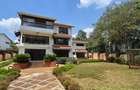 5 Bed House with En Suite at Off Un Avenue - 2