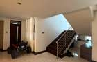 5 Bed Townhouse with En Suite in Lavington - 6