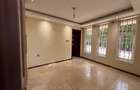 5 Bed Townhouse with En Suite at Convent Dr - 5