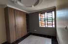 3 Bed House with En Suite at Kahuho - 10
