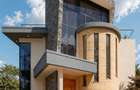 4 Bed House with En Suite in Loresho - 2