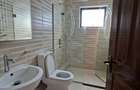 5 Bed Townhouse with En Suite in Westlands Area - 14
