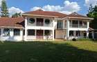 5 Bed House with En Suite at Close To Un - 1