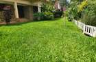 5 Bed Villa with En Suite at Lonetree - 15