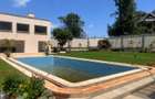 6 Bed House with En Suite in Runda - 11