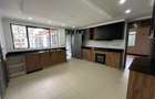 4 Bed Townhouse with En Suite in Ridgeways - 4