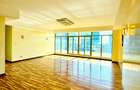 3 Bed Apartment with En Suite in Parklands - 5