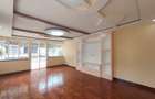3 Bed House with Garden in Westlands Area - 10