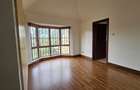5 Bed House with En Suite in Runda - 11