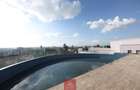4 Bed Apartment with Swimming Pool at Riverside Drive - 16