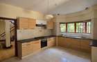 5 Bed Townhouse with En Suite in Runda - 19