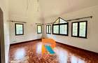 5 Bed Townhouse with En Suite in Rosslyn - 18