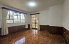 5 Bed House with En Suite in Runda - 11