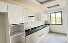 3 Bed Apartment with En Suite at Off Links Road - 8