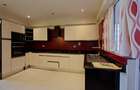 4 Bed Apartment with En Suite at 2Nd Parklands Avenue - 2