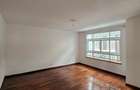 5 Bed Townhouse with En Suite at Off Convent Drive - 11