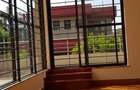 5 Bed Townhouse with En Suite at Convent Drive - 3