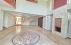 5 Bed Townhouse with En Suite at Convent Drive - 2