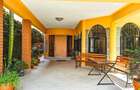 4 Bed Villa with En Suite at Broockside - 3