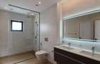 5 Bed Townhouse with En Suite in Kyuna - 18