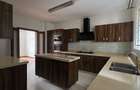 5 Bed Townhouse with En Suite in Lavington - 6