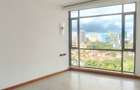 3 Bed Apartment with En Suite at Riverside - 12