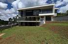 5 Bed Villa with En Suite in Nyari - 2